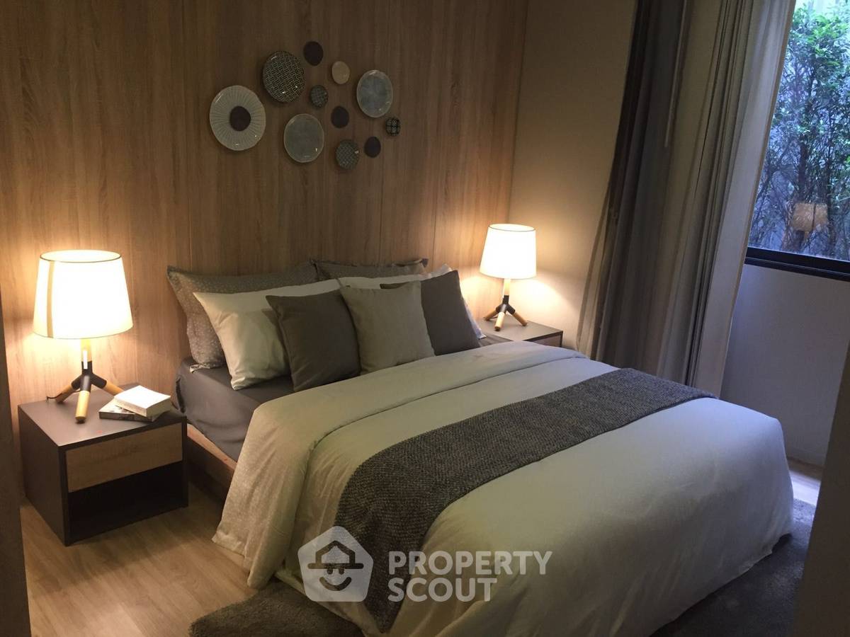 picture 2-BR Condo at Blossom Condo @ Sathorn-Charoenrat near BTS Surasak (ID 2282383) - 9/12