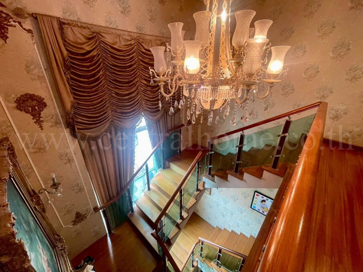 รูป บ้านเดี่ยว 3 ชั้น หมู่บ้านเมืองทองธานี โครงการ 2 บ้านสวย พร้อมอยู่ ราคาถูก - รูปที่ 12/18