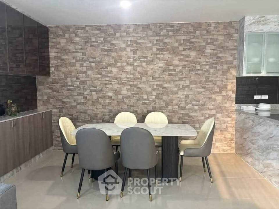 picture 2-BR Condo at Gardenia Pattaya close to Pattaya (ID 2285494) - 7/14
