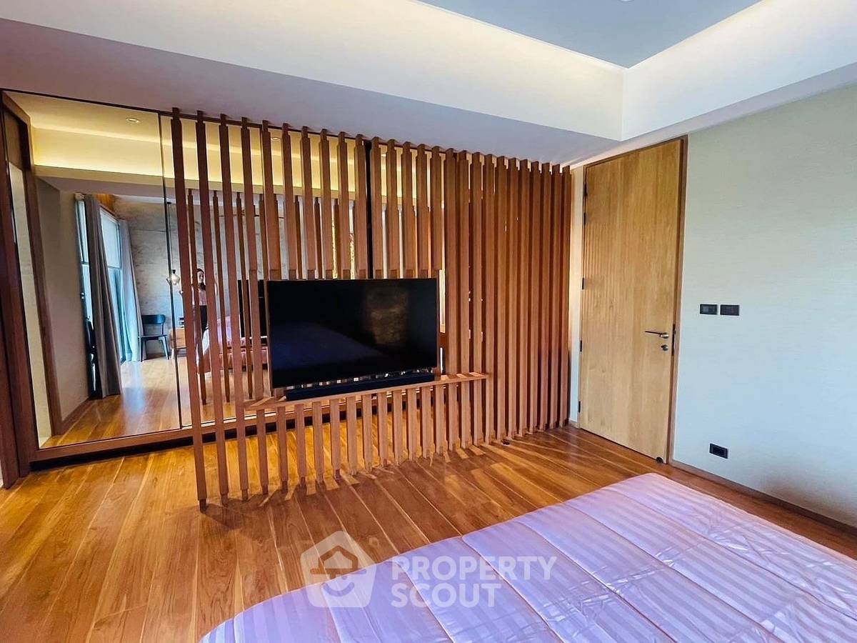 picture 4-BR Condo at Phatsana Garden near BTS Ekkamai (ID 1132553) - 6/9