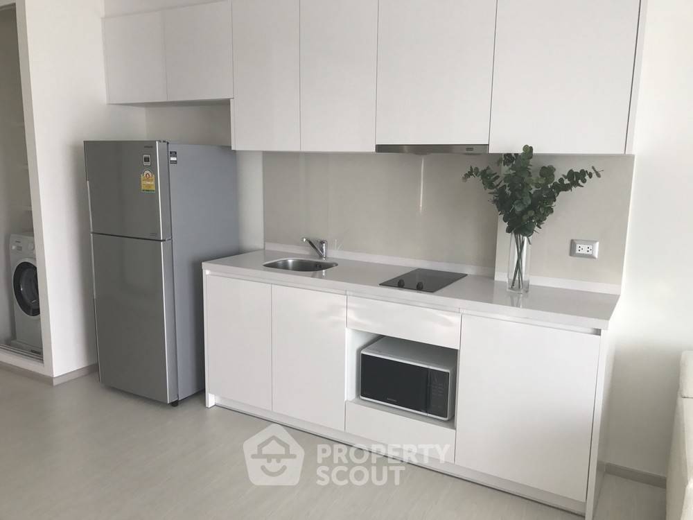 picture 2-BR Condo at Rhythm Sukhumvit 42 near BTS Ekkamai (ID 301978) - 1/5