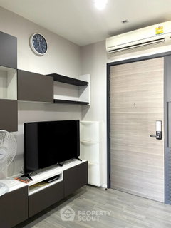 1-BR Condo at The Room Sathorn - St. Louis near BTS Surasak (ID 1890177)