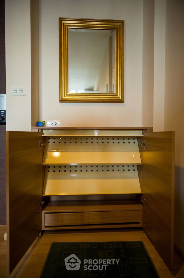 รูป คอนโด 1-ห้องนอน ที่ ริธึ่ม สาทร ใกล้ BTS สะพานตากสิน (ID 1176884) - รูปที่ 7/9