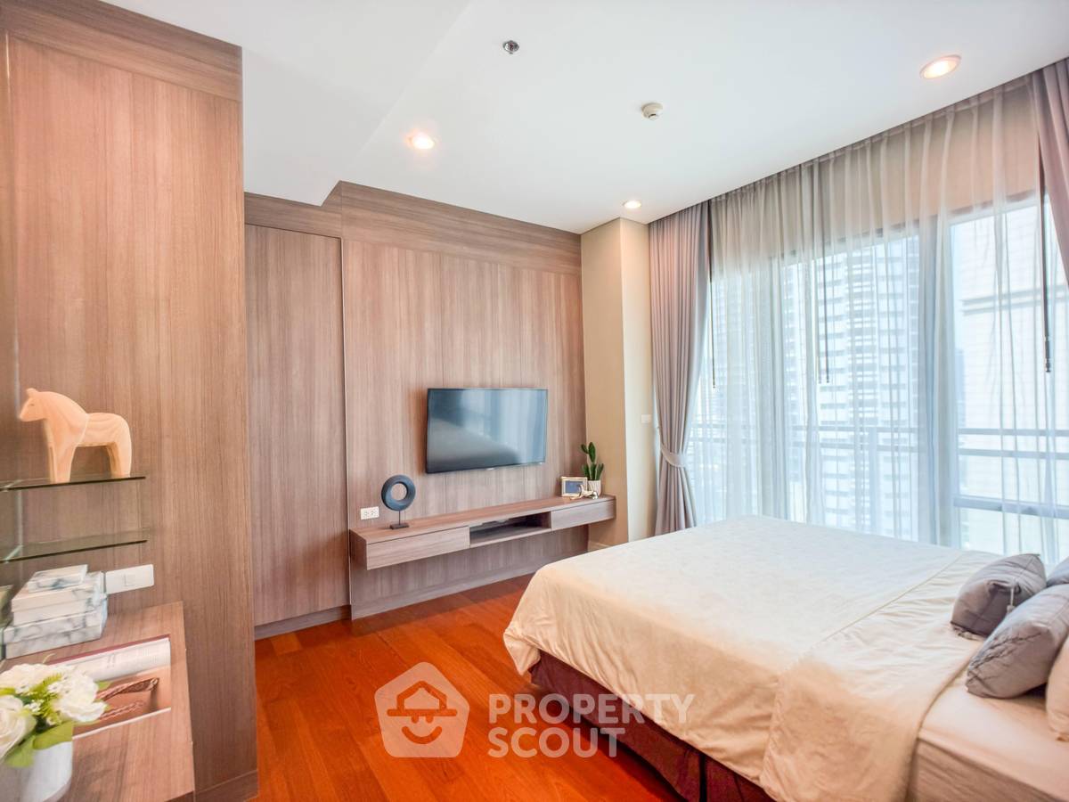 picture 2-BR Condo at Bright Sukhumvit 24 Condominium near BTS Phrom Phong (ID 1491187) - 7/14