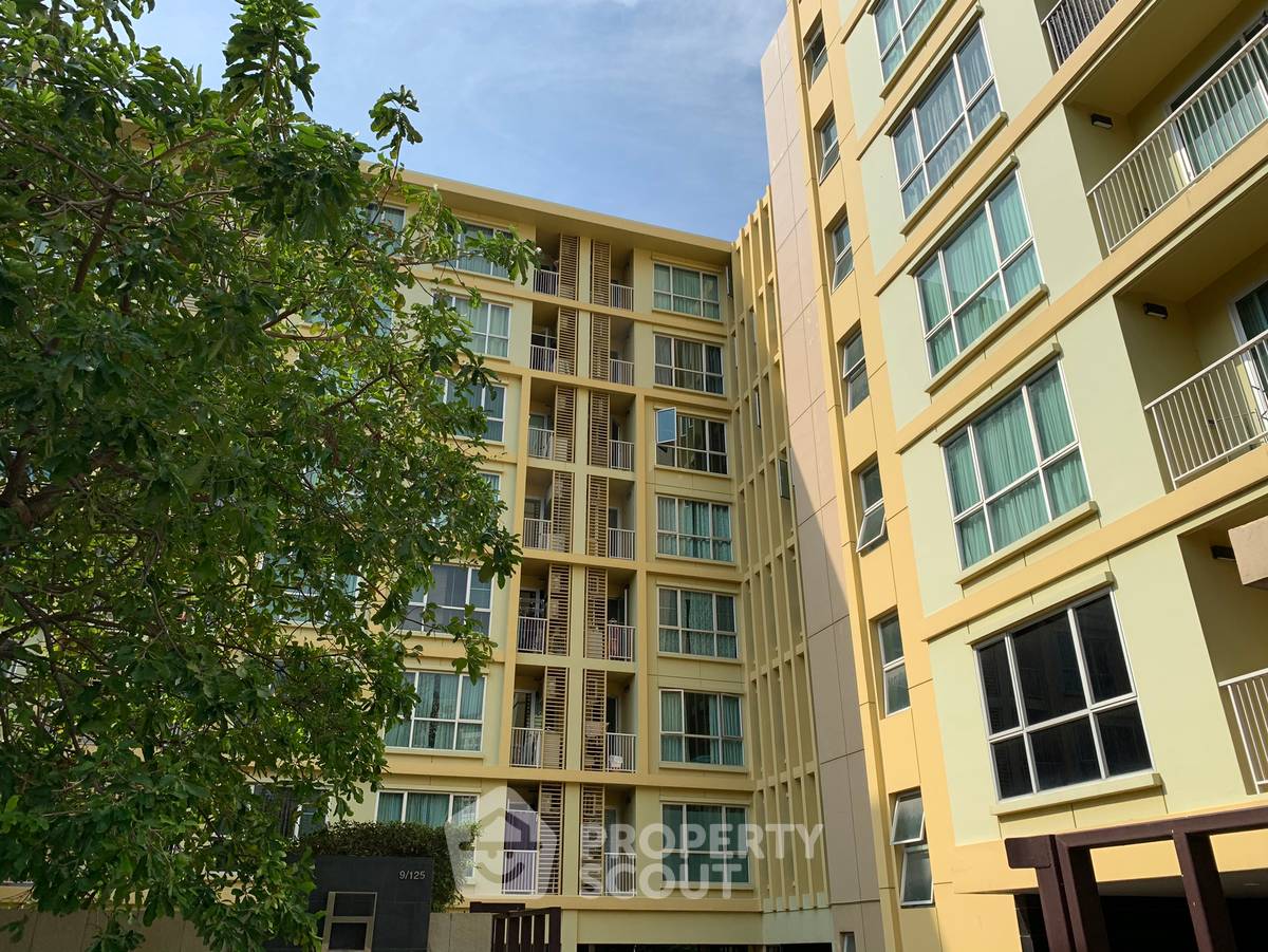 picture 1-BR Condo at Hive Sukhumvit 65 near BTS Ekkamai (ID 375239) - 10/11