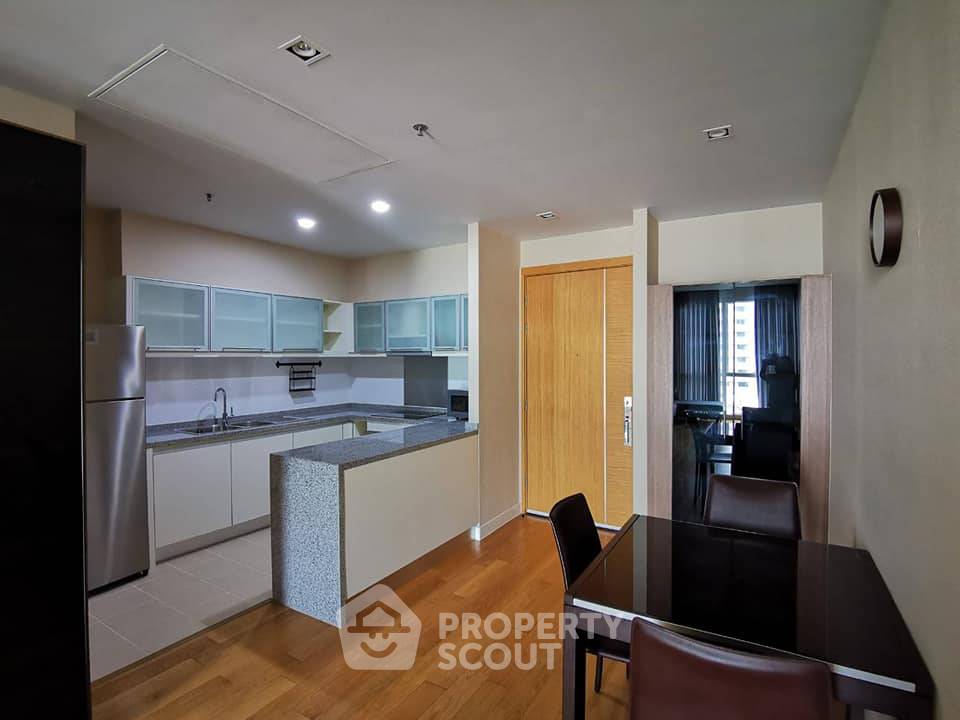 picture 2-BR Condo at Millennium Residence @ Sukhumvit Condominium near BTS Phrom Phong (ID 566576) - 3/10