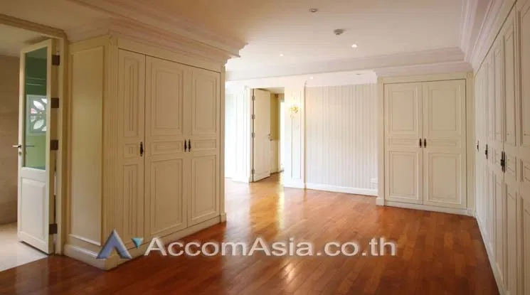 picture 🔼🔽 AccomA 📩  4 BR Condominium @Silver Heritage (1510531) - 9/15