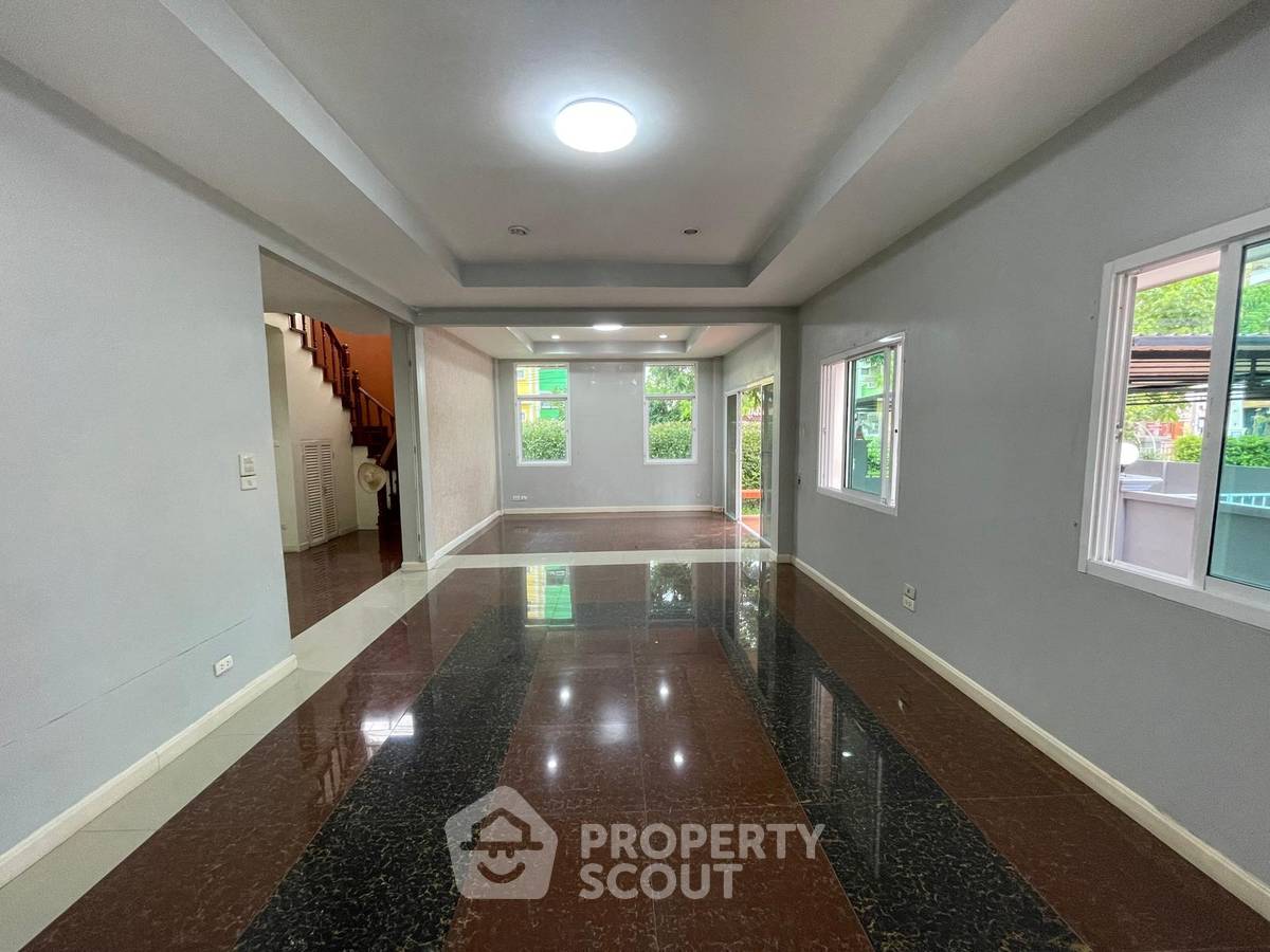 รูป บ้าน 4-ห้องนอน ที่ บ้านเปี่ยมภิรมย์ ใน สะพานสูง (ID 2095174) - รูปที่ 19/36