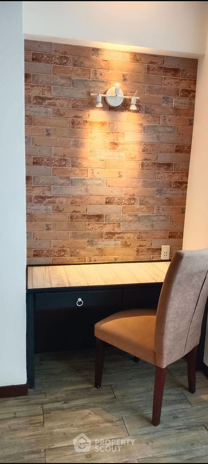 picture 3-BR Condo at Baan Prida Condominium near BTS Nana (ID 893895) - 10/16
