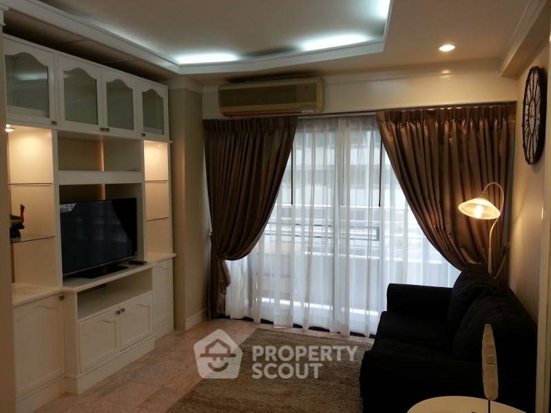 picture 1-BR Condo at Saranjai Mansion Condominium near BTS Nana (ID 566986) - 1/16