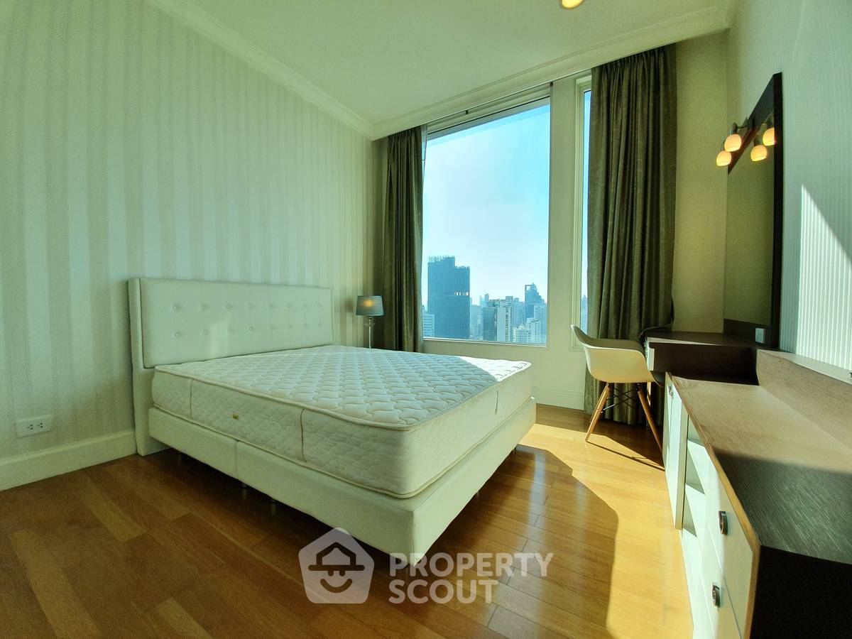 picture 3-BR Condo at Royce Private Residences near MRT Sukhumvit (ID 1272584) - 5/11