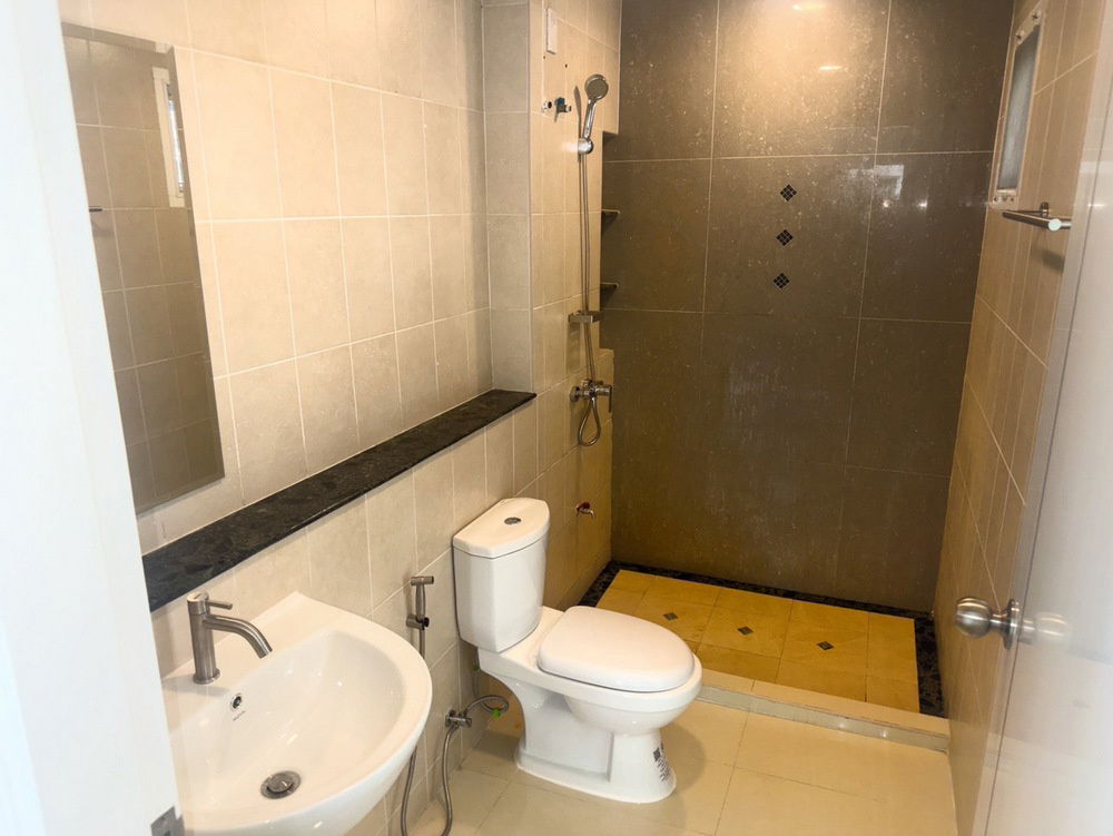 รูป Call : 085-324-6515 บ้านกลางเมือง เออร์บาเนี่ยน เกษตร-นวมินทร์ 2 แบบ 3 ห้องนอน 3 ห้องน้ำ ใกล้รถไฟฟ้าสีชมพู ลาดปลาเค้า - รูปที่ 11/14