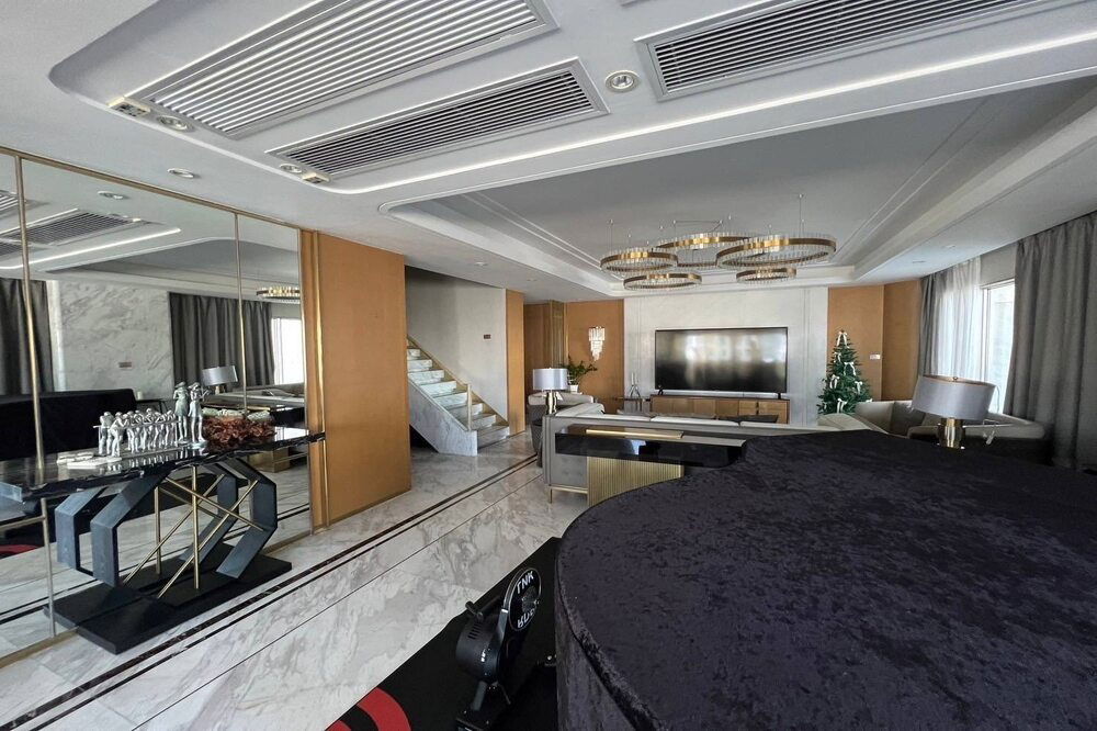 picture  For Sale !! high floor 20++, private swimming pool!!🔥 Code C20250800091....Le Raffine Sukhumvit 24, 3 bed Duplex, 5 bath, furnished, Special Deal!!📣 - 3/17