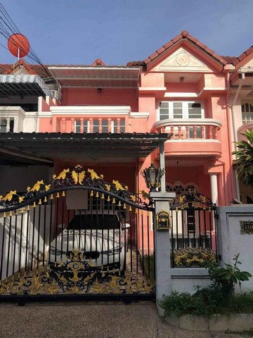 picture Two-and-a-half-story townhouse for rent in Phonphailin Village, Lat Phrao 41/1, Bangkok. - 1/18