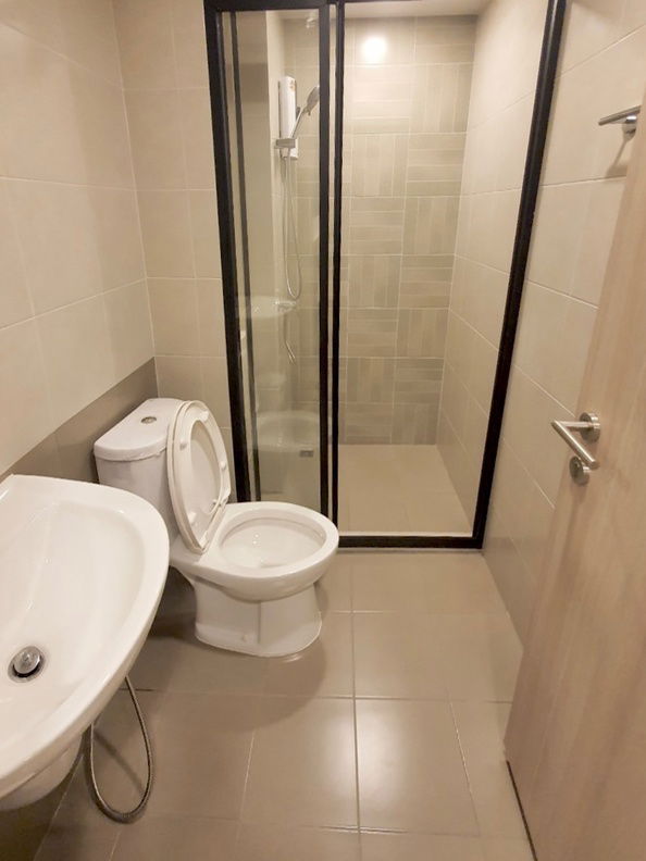 รูป ให้เช่า ดีคอนโด รีฟ ชั้นสูง วิวสระ | กะทู้ - ป่าตอง 18,000฿ - รูปที่ 8/15