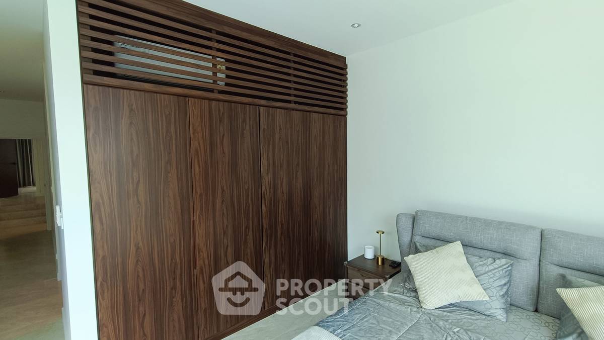 รูป วิลล่า 3-ห้องนอน ใน วังก์พง (ID 2257142) - รูปที่ 26/39