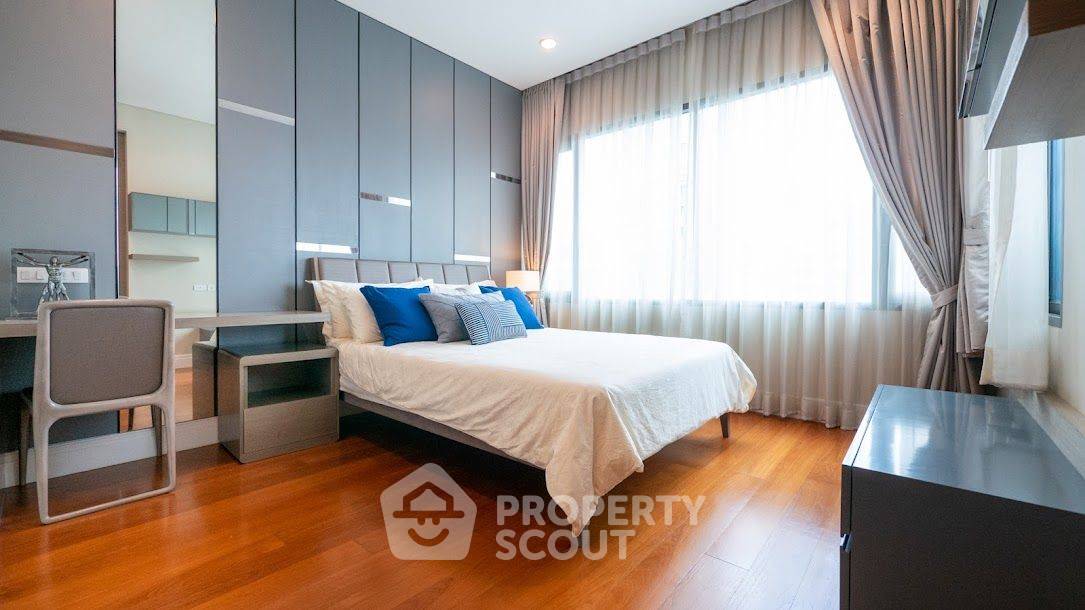 picture 3-BR Condo at Bright Sukhumvit 24 Condominium near BTS Phrom Phong (ID 721596) - 6/11