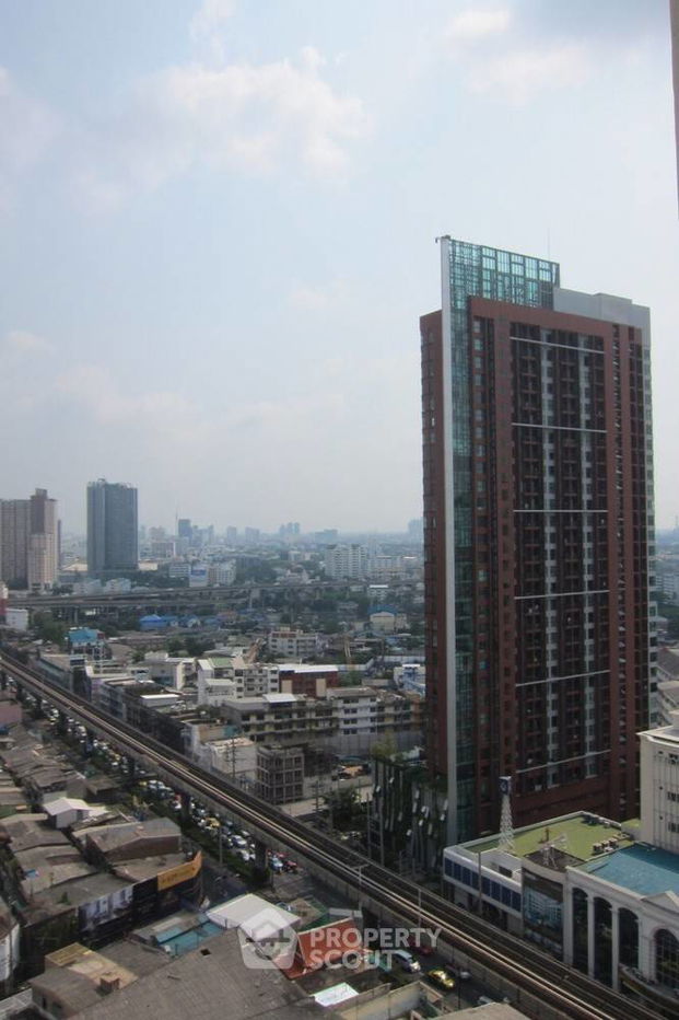 picture 2-BR Condo at Sky Walk Residences near BTS Phra Khanong (ID 309256) - 5/6
