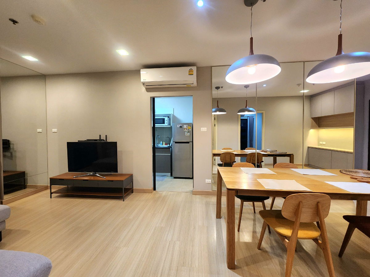 picture Reduced price** Sale / For rent Supalai City Resort Rama 8 **Real room, real picture** 2 bedrooms, 75 square meters, pool view SNS027 - 68/86