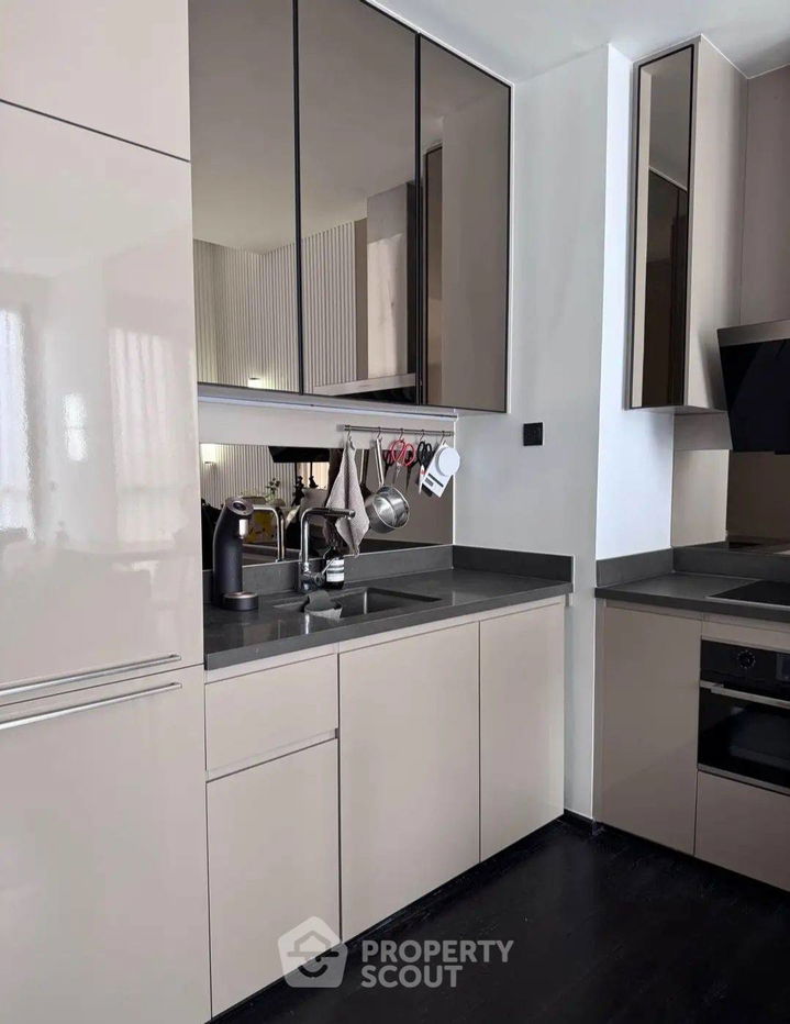 picture 2-BR Condo at Park Origin Thonglor near BTS Thong Lor (ID 2115102) - 4/16