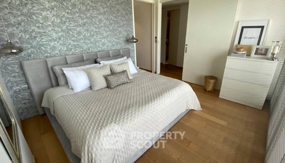 picture 2-BR Condo at Supreme Legend Condominium near MRT Khlong Toei (ID 2294600) - 8/13