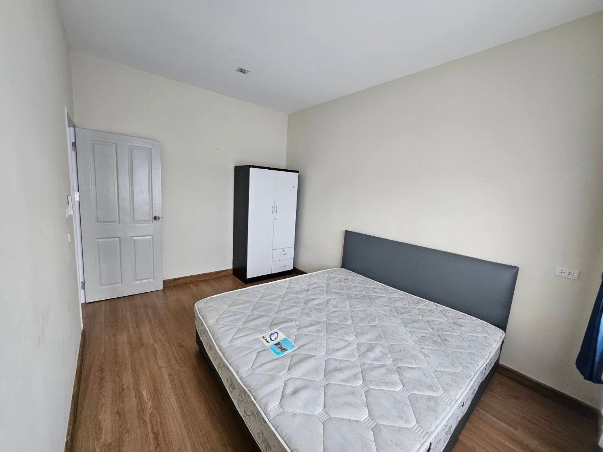 picture Rent Golden town 3 suksawat-phutthabucha - 7/13
