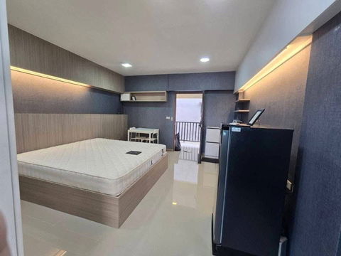  𝗦𝗜𝗥𝗜 𝗦𝗿𝗶 - 𝗟𝗮𝘀𝗮𝗹𝗹𝗲 for rent ✨ Fully furnished