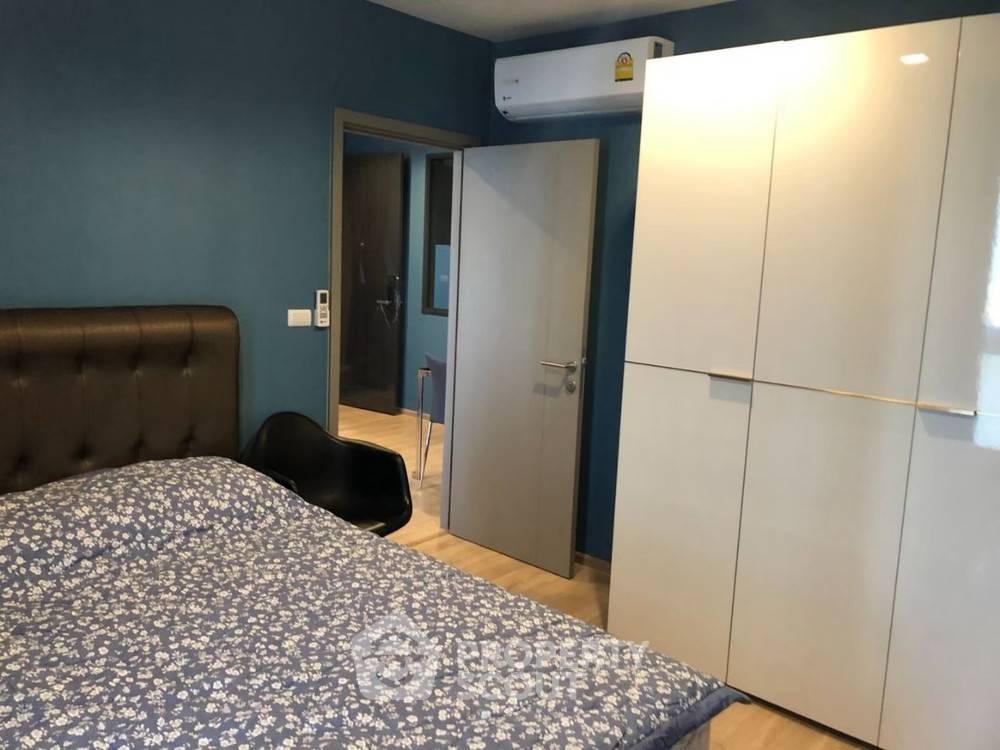 picture 2-BR Condo at The Base Garden Rama 9 near ARL Ramkhamhaeng (ID 402647) - 2/6