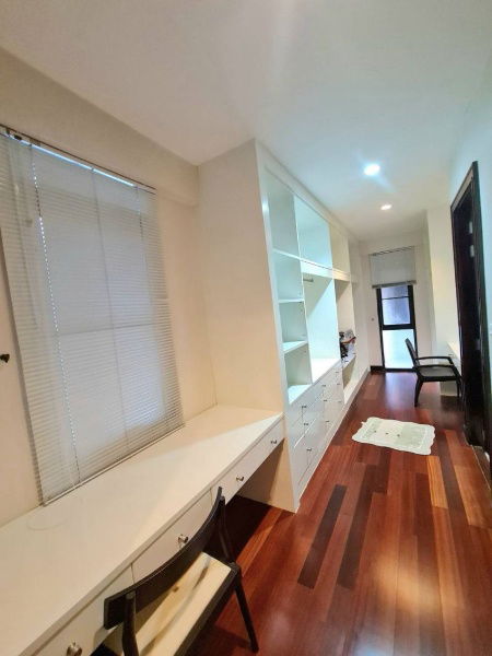 picture Two-storey detached house for sale in Horseshoe Point Village, near the edge of Map Prachan Reservoir, Pattaya, Chonburi - 6/18
