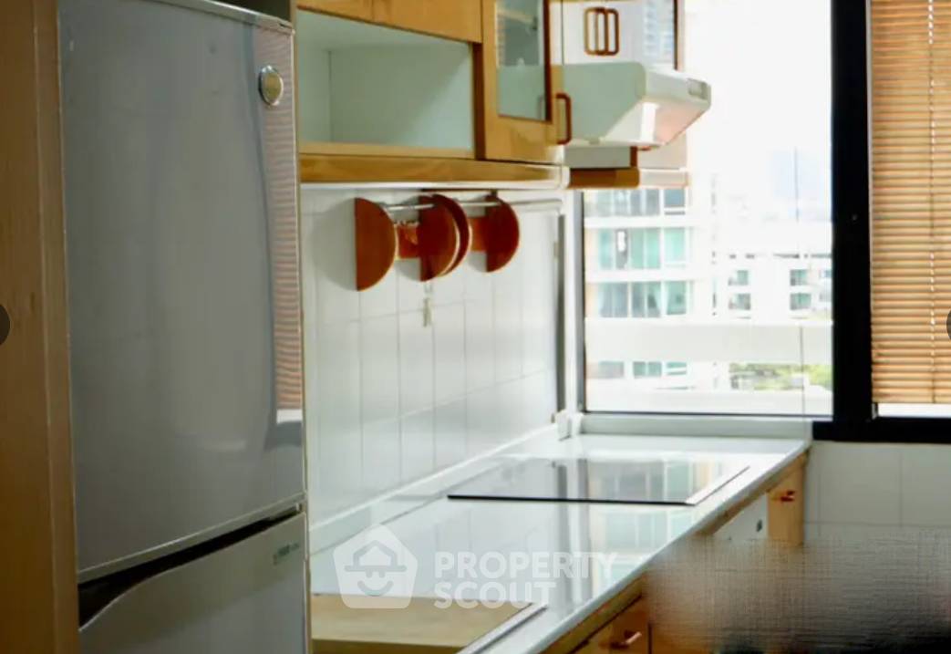 picture 2-BR Condo at Prasarnmit Place near MRT Sukhumvit (ID 1930573) - 2/21