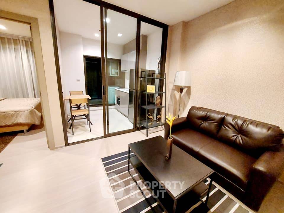 picture 1-BR Condo at Life Asoke - Rama 9 near MRT Phra Ram 9 (ID 717425) - 1/6