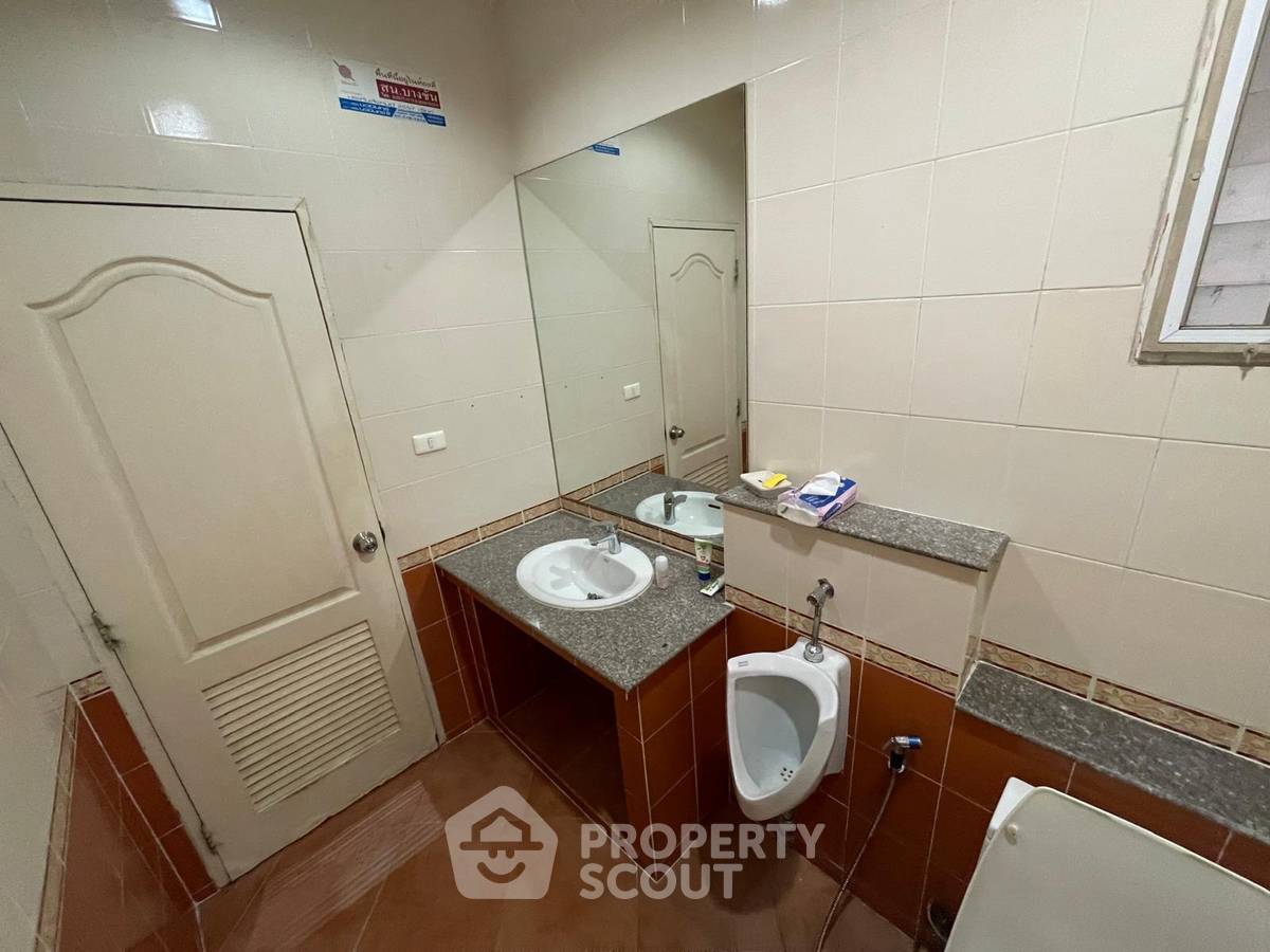 รูป บ้าน 4-ห้องนอน ที่ บ้านเปี่ยมภิรมย์ ใน สะพานสูง (ID 2095174) - รูปที่ 23/36