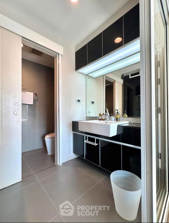 picture 1-BR Condo at The Crest Sukhumvit 34 near BTS Thong Lor (ID 1995776) - 10/10