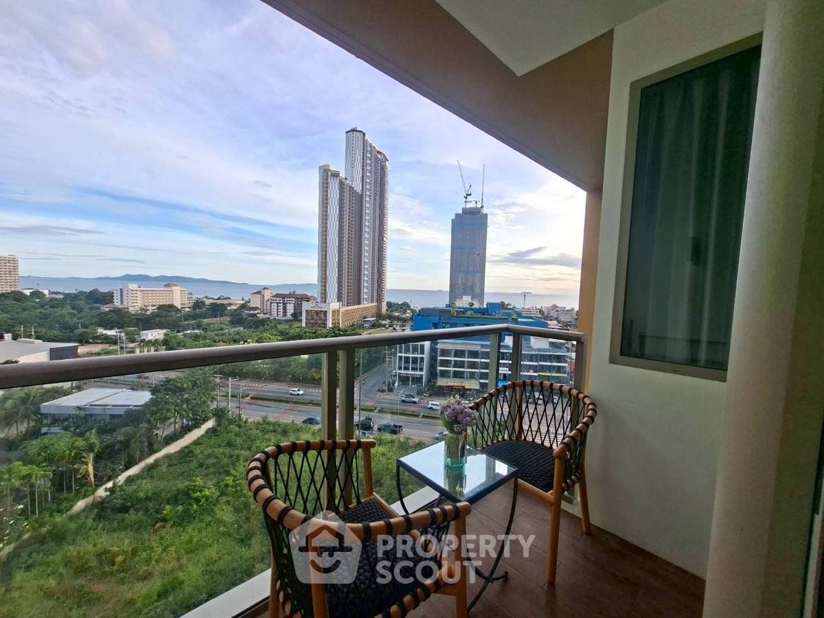 picture 1-BR Condo at The Riviera Ocean Drive close to Jomtien Beach (ID 2295142) - 8/19