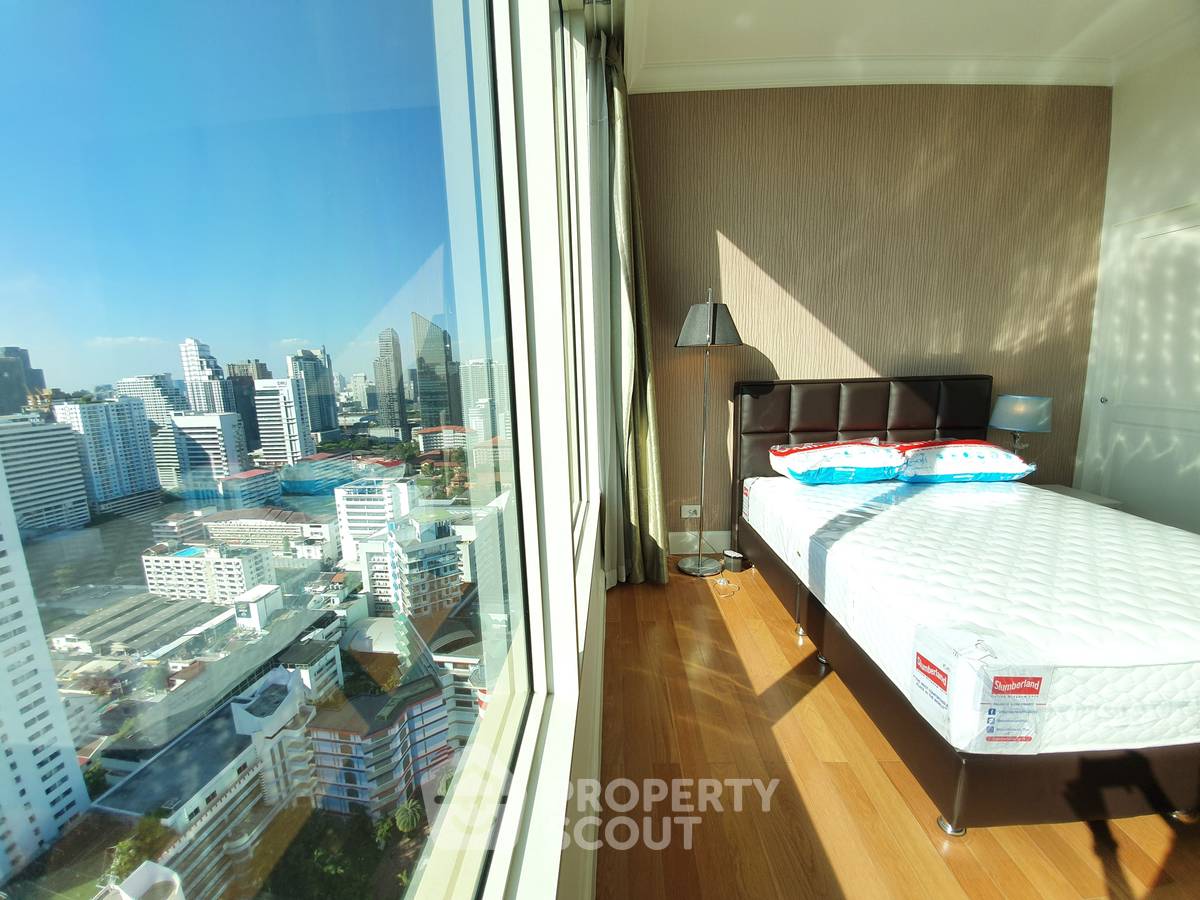 picture 3-BR Condo at Royce Private Residences near MRT Sukhumvit (ID 1272584) - 9/11