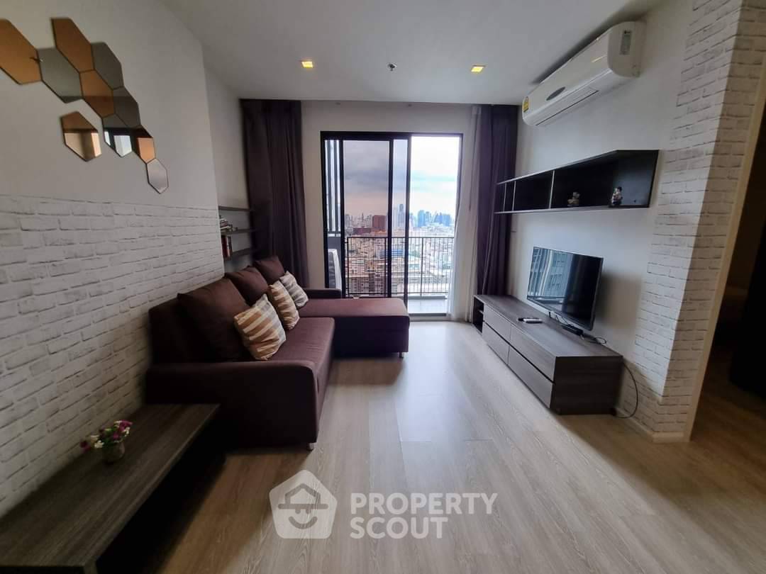 picture 2-BR Condo at Quinn Condo Ratchada 17 near MRT Sutthisan (ID 1269286) - 1/17