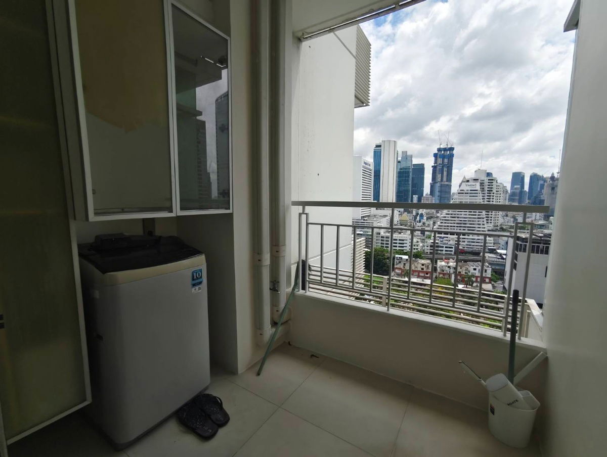 picture OMG725  < Available 5-Sep-25 >  Nice 1 Bedroom + Sathorn CBD + for RENT @ [ Ivy Sathorn 10 ] - 10/10
