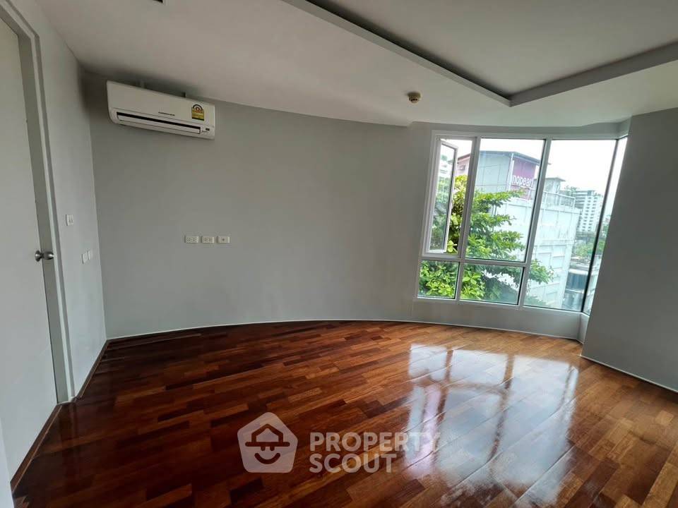 picture 1-BR Condo at Beverly 33 near BTS Phrom Phong (ID 2289296) - 5/11