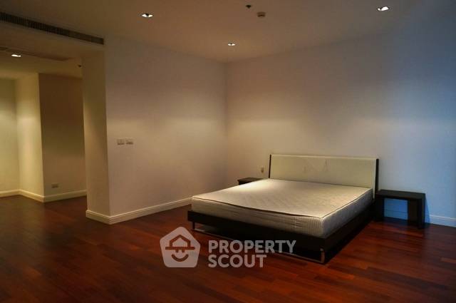 picture 4-BR Condo at Athenee Residence near BTS Phloen Chit (ID 514195) - 4/6