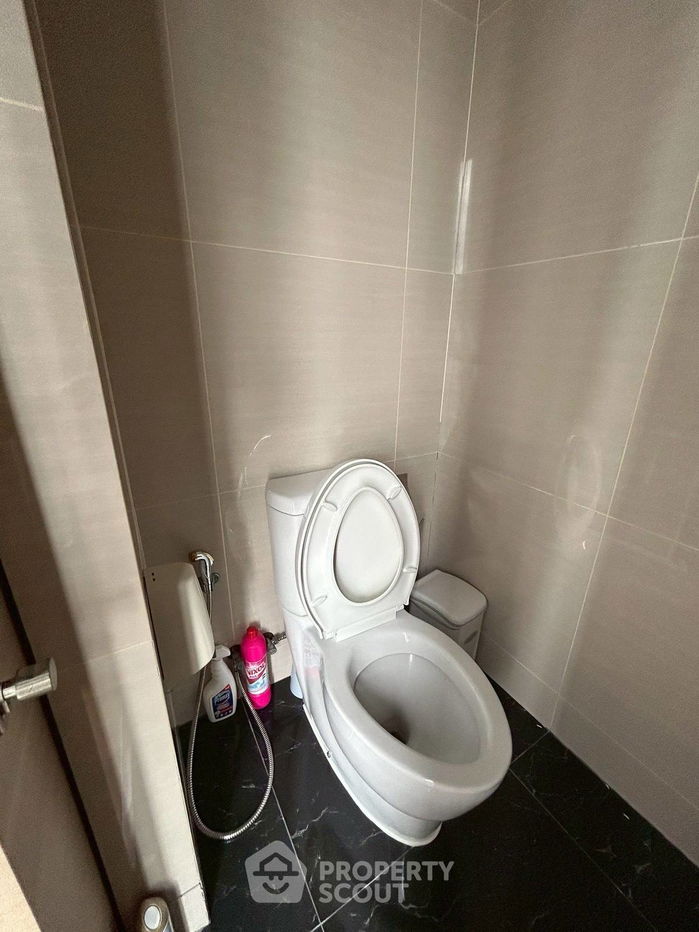 picture Studio Condo at Park Origin Phrom Phong near BTS Phrom Phong (ID 2289563) - 14/15