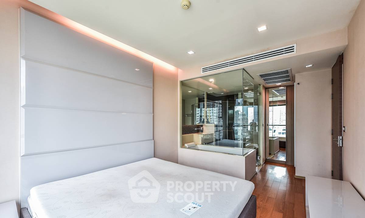 picture 2-BR Condo at The Address Sathorn near BTS Saint Louis (ID 1789132) - 3/5