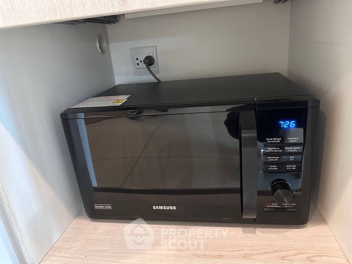 picture 1-BR Condo at Life One Wireless near BTS Phloen Chit (ID 382449) - 16/25