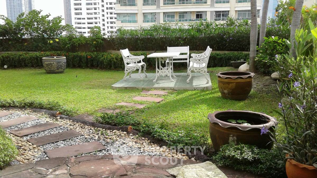picture 2-BR Condo at Liberty Park 2 near ARL Makkasan (ID 512566) - 6/6