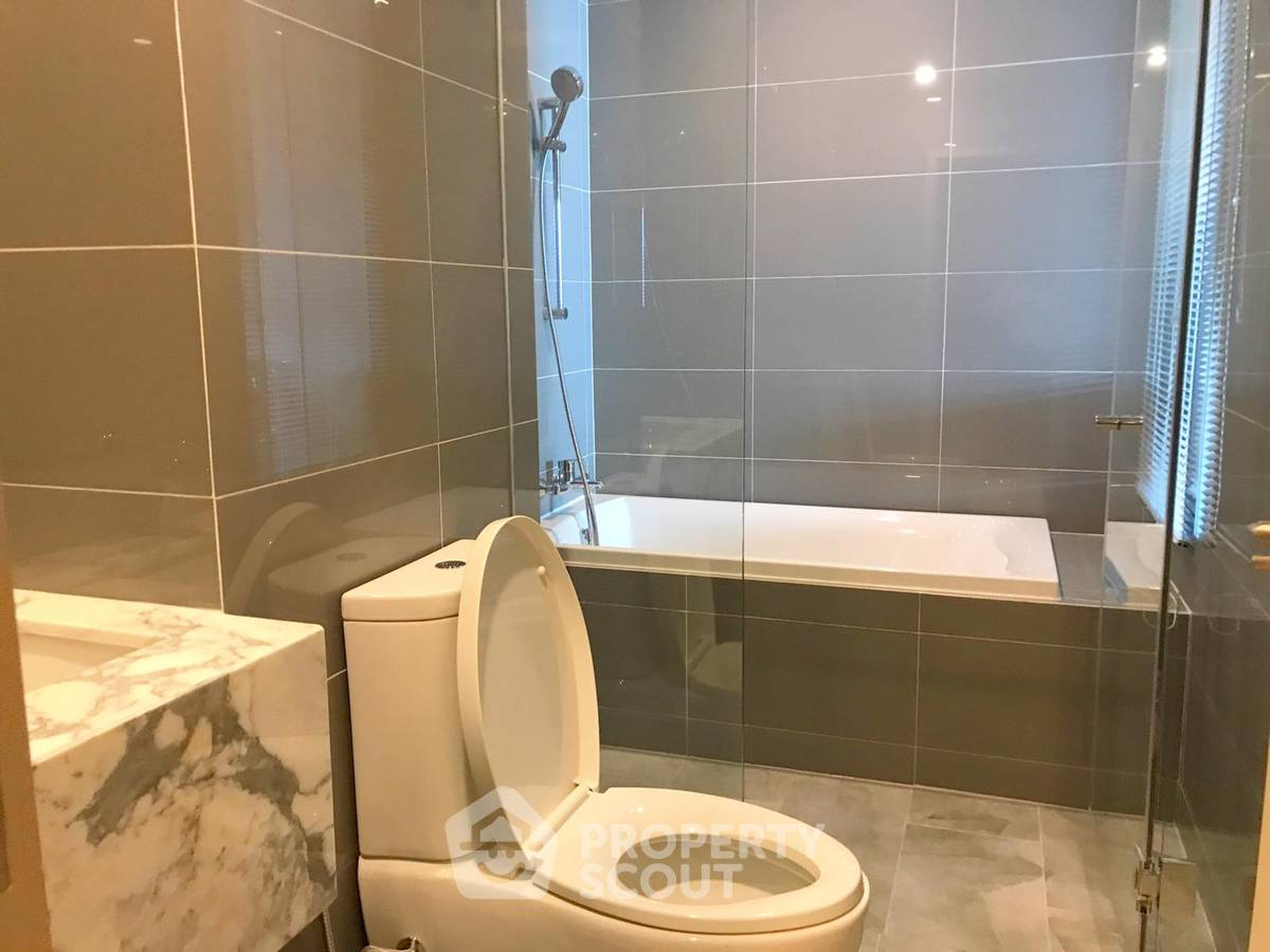 picture 2-BR Condo at Q Chid Lom - Phetchaburi near BTS Chit Lom (ID 824443) - 3/6