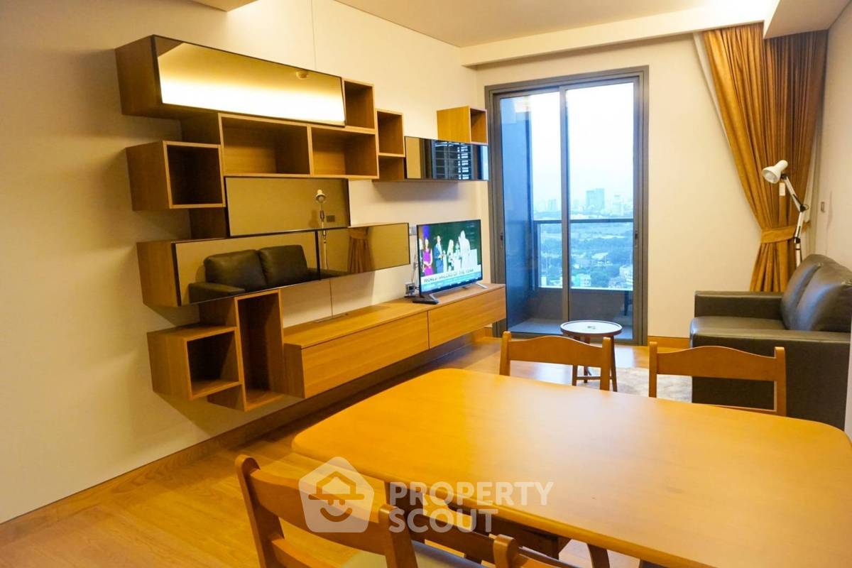 รูป คอนโด 2-ห้องนอน ที่ เดอะ ลุมพินี 24 ใกล้ BTS พร้อมพงษ์ (ID 566340) - รูปที่ 1/11