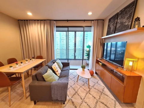 Code: KJ8632  for rent IDEO Q Ratchathewi // Line ID: @kjcondo (with @) //