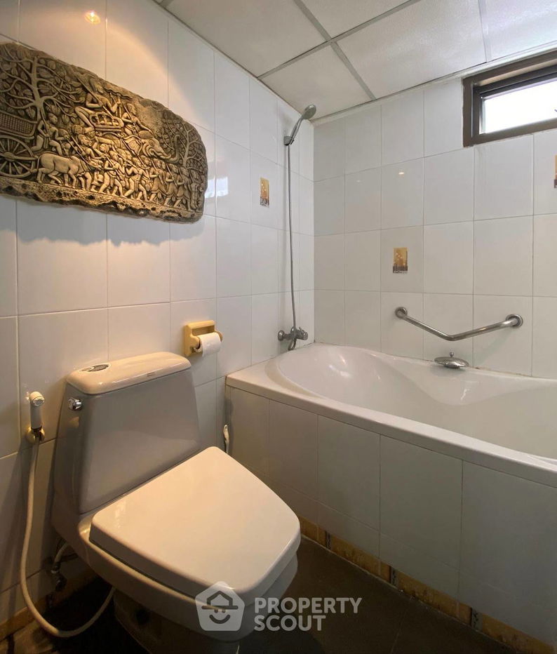 picture 2-BR Condo at Beverly Tower near ARL Makkasan (ID 512398) - 10/18