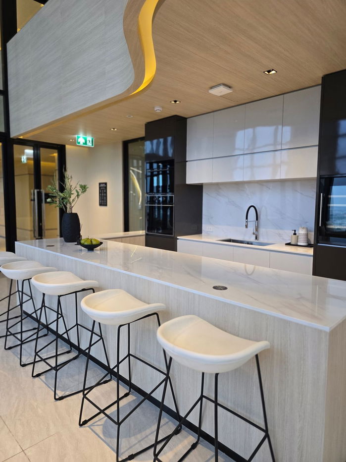 picture Code: KJ8614  for rent Nue Mega Plus Bangna // Line ID: @kjcondo (with @) // - 8/17