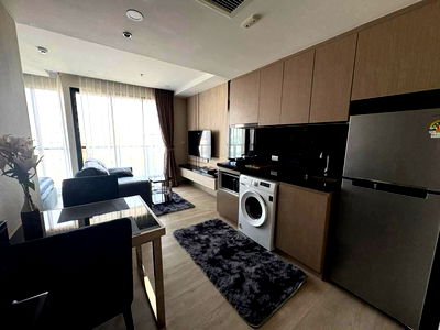 คอนโดให้เช่า : PANORA PATTAYA ชั้น 10 ห้องสตูดิโอ ขนาด 30.80 ตร.ม. วิวเมือง  **ค่าเช่า:** 25,000 บาท/เดือน