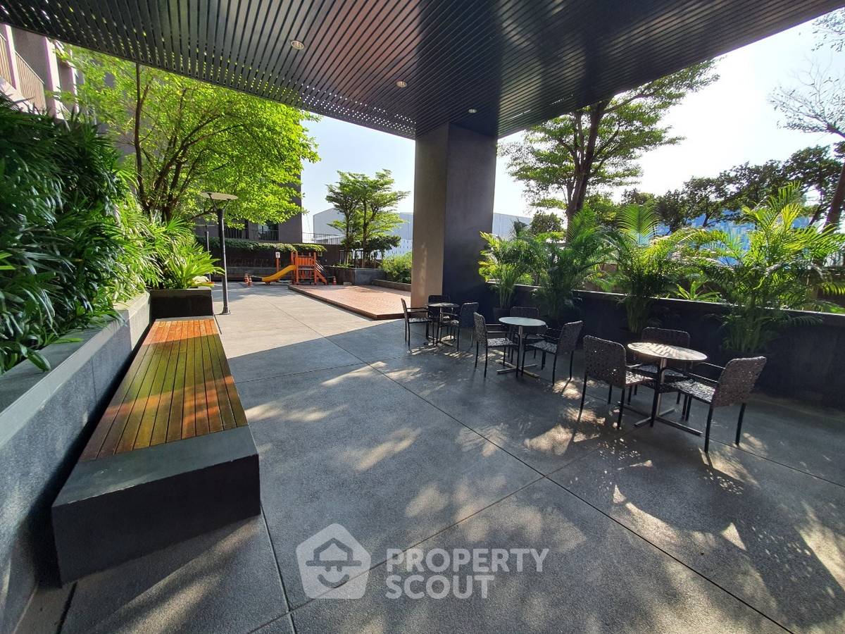picture 1-BR Condo at Noble Reveal Ekamai near BTS Ekkamai (ID 886337) - 4/16